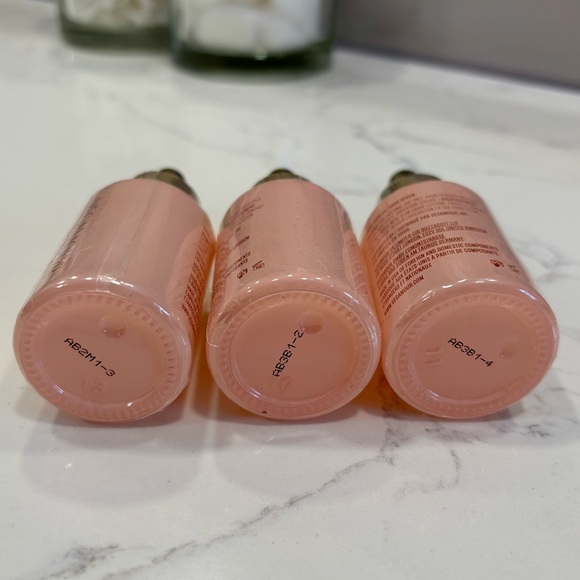 Vegamour grow serum new and sealed 30ml each-3 bottles - Picture 2 of 4